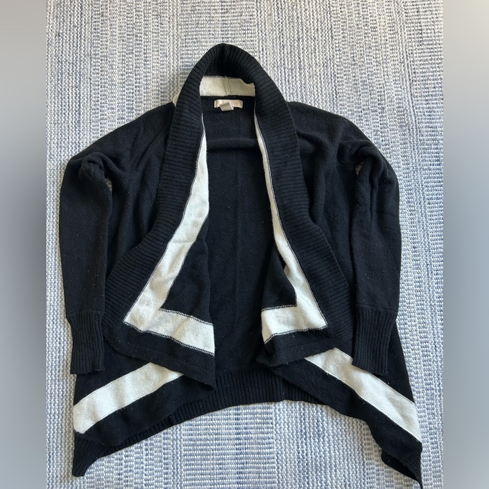 Banana Republic Black and Cream Cardigan